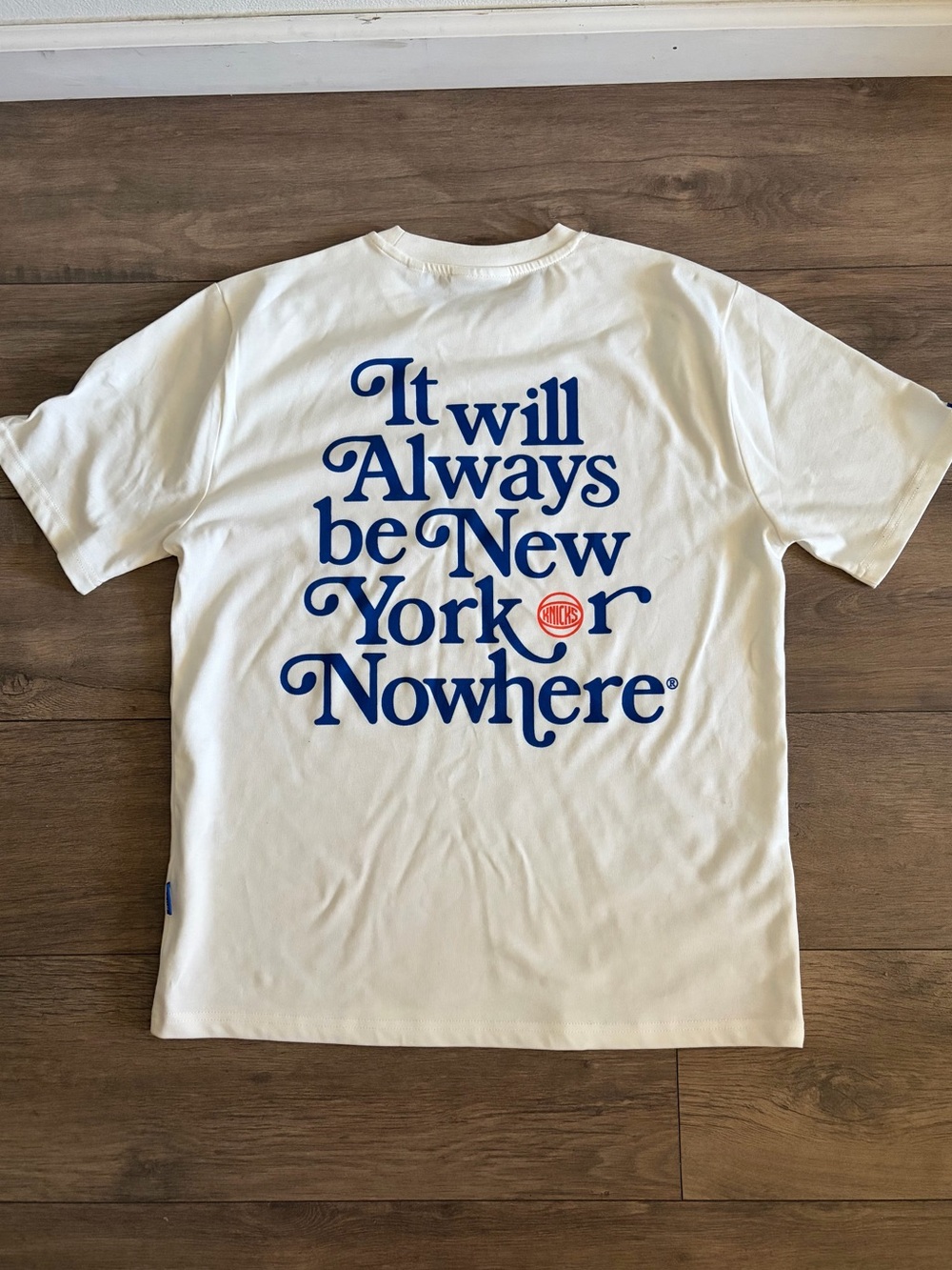 New York or Nowhere x Knicks Cream Graphic Tee - Picture 7 of 7